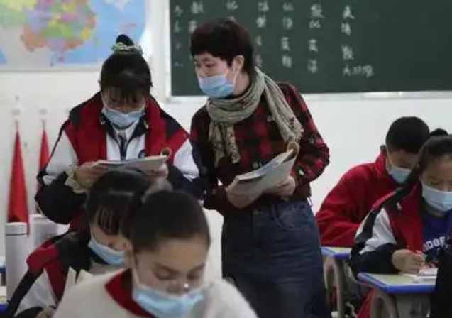 搬到山水间让孩子内行走中读懂家园的厚重让乡土的根脉深植于心 搬到山水间让孩子内行走中读懂家园的厚重让乡土的根脉深植于心